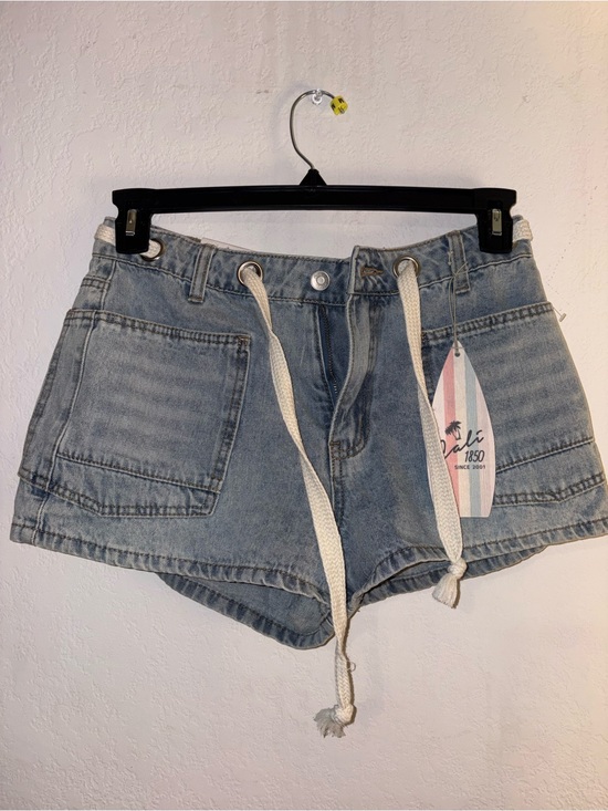 Cali1850 Pants - Women's Light Blue Denim Drawstring Jean Shorts